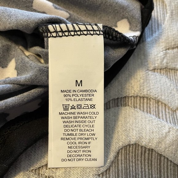 NWT Kate Spade Size Medium Pajama Set Top & Pants Black Pink Bow Print PJs - Picture 8 of 8